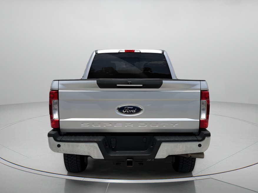 Used 2019 Ford F350 Lariat w/ Lariat Ultimate Package AWD/4WD image 4