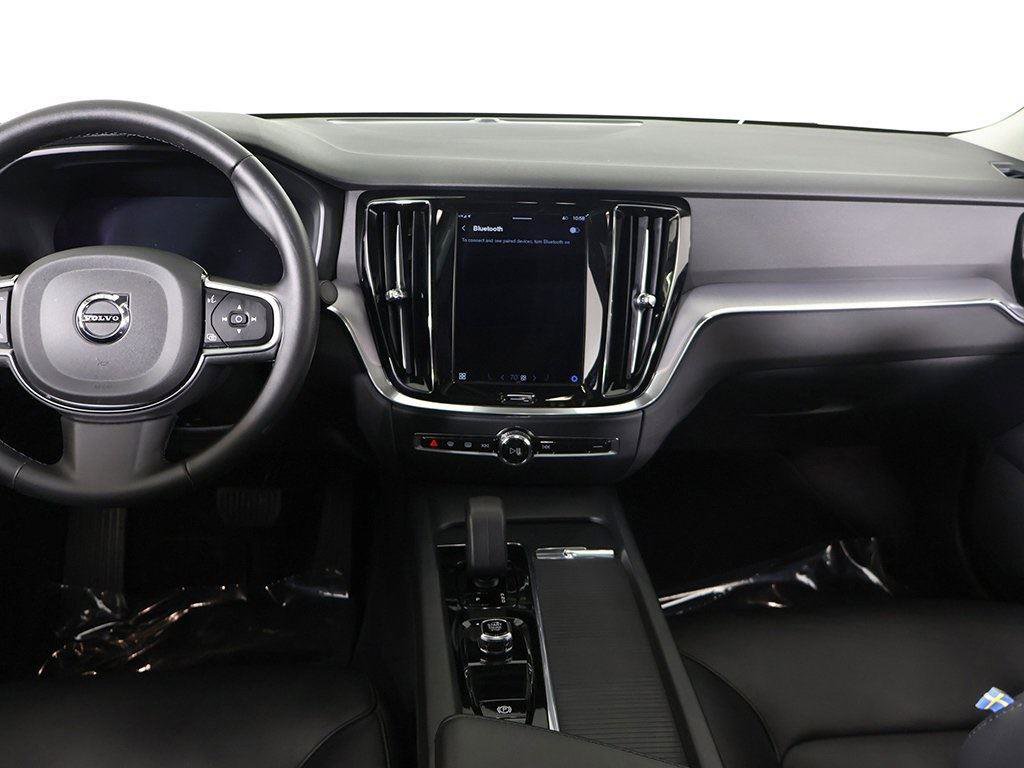 Used 2024 Volvo S60 B5 Core image 37