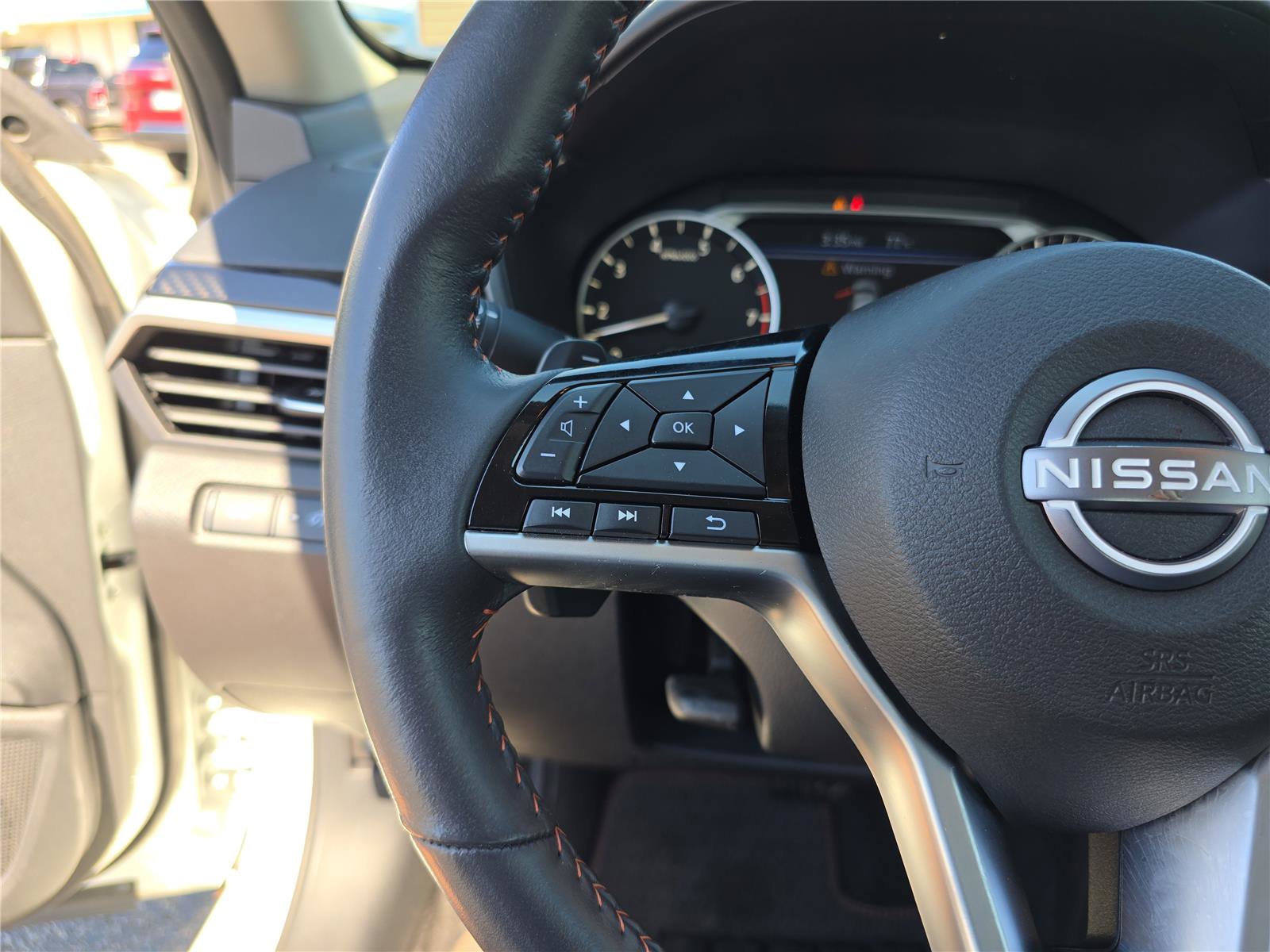 Used 2024 Nissan Altima 2.5 SR w/ SR Premium Package AWD/4WD image 32