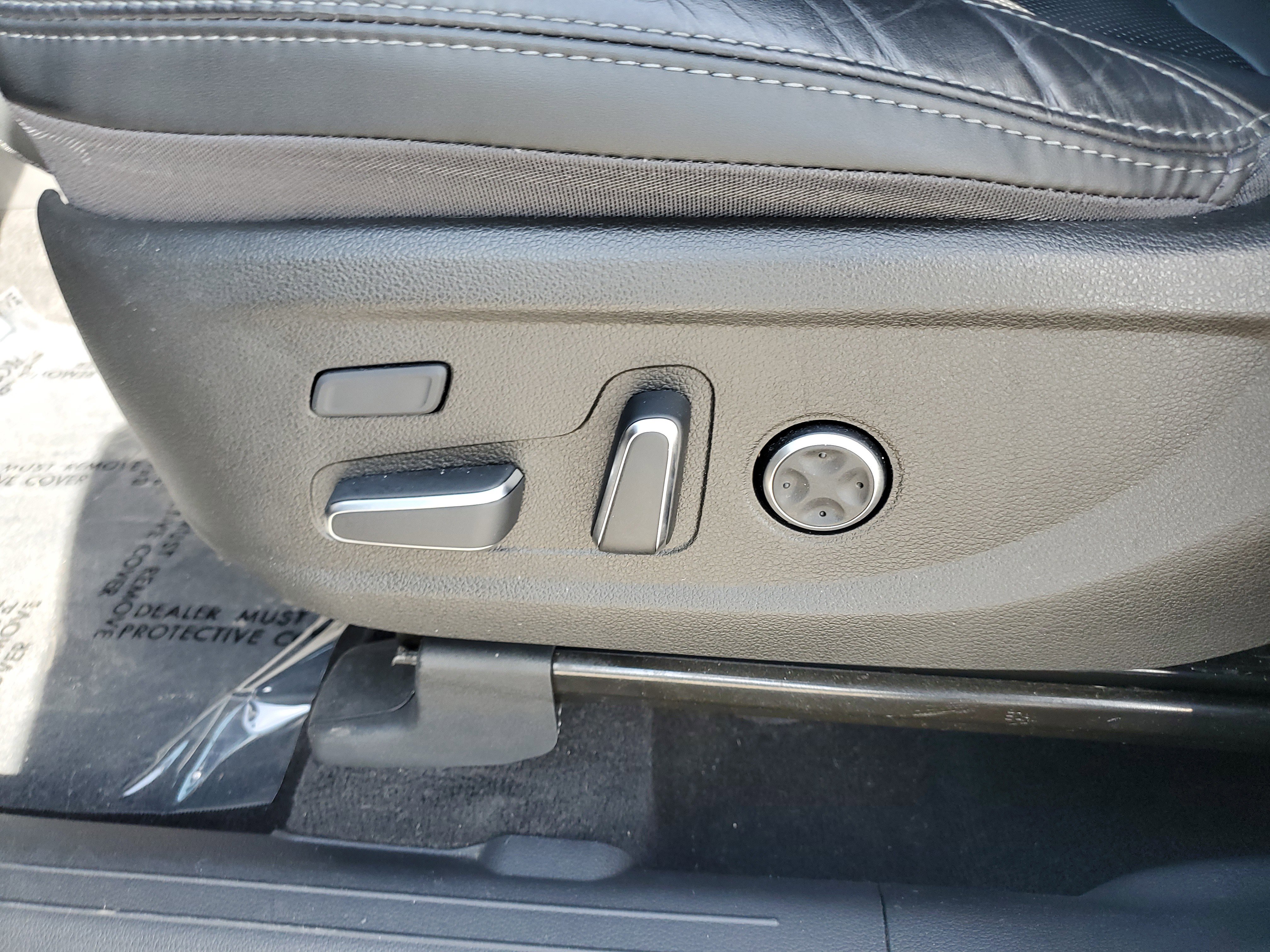 Used 2022 Hyundai Santa Fe Calligraphy image 15