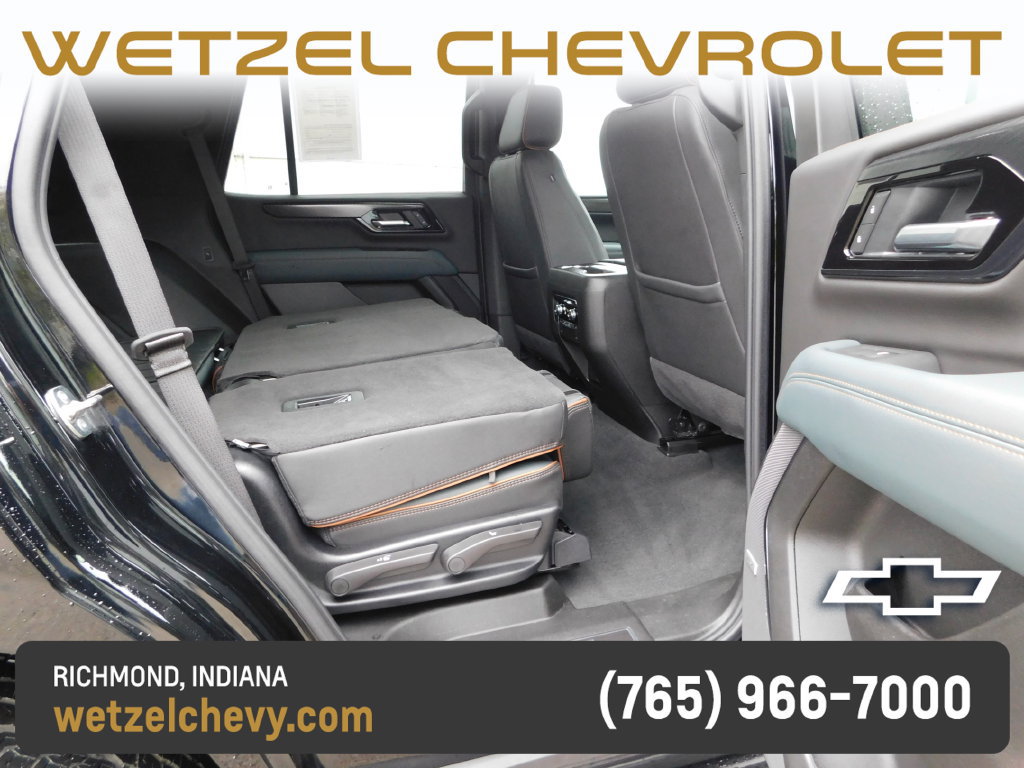 Certified 2025 GMC Yukon AT4 AWD/4WD image 32