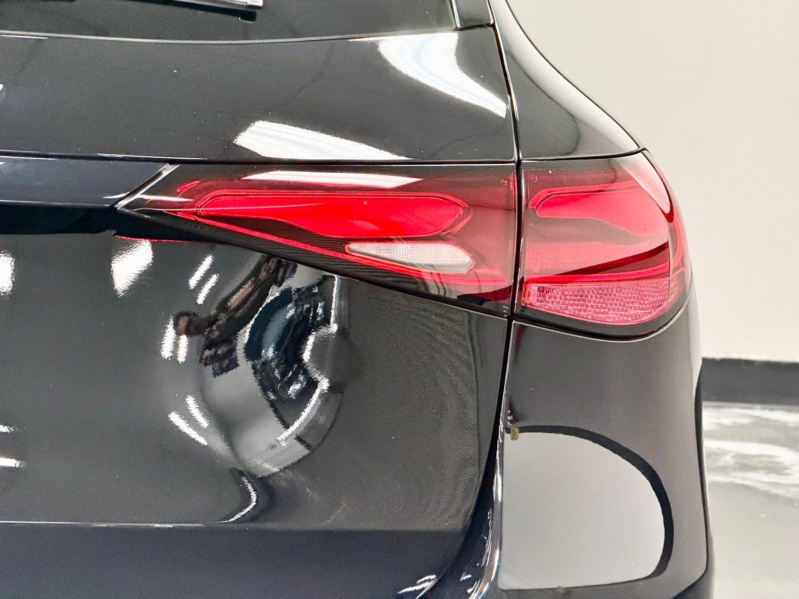 Used 2026 Mercedes-Benz GLC 300 image 14