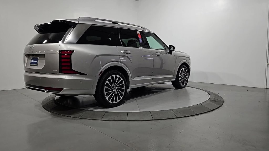 Certified 2026 Hyundai Palisade Calligraphy AWD/4WD image 5