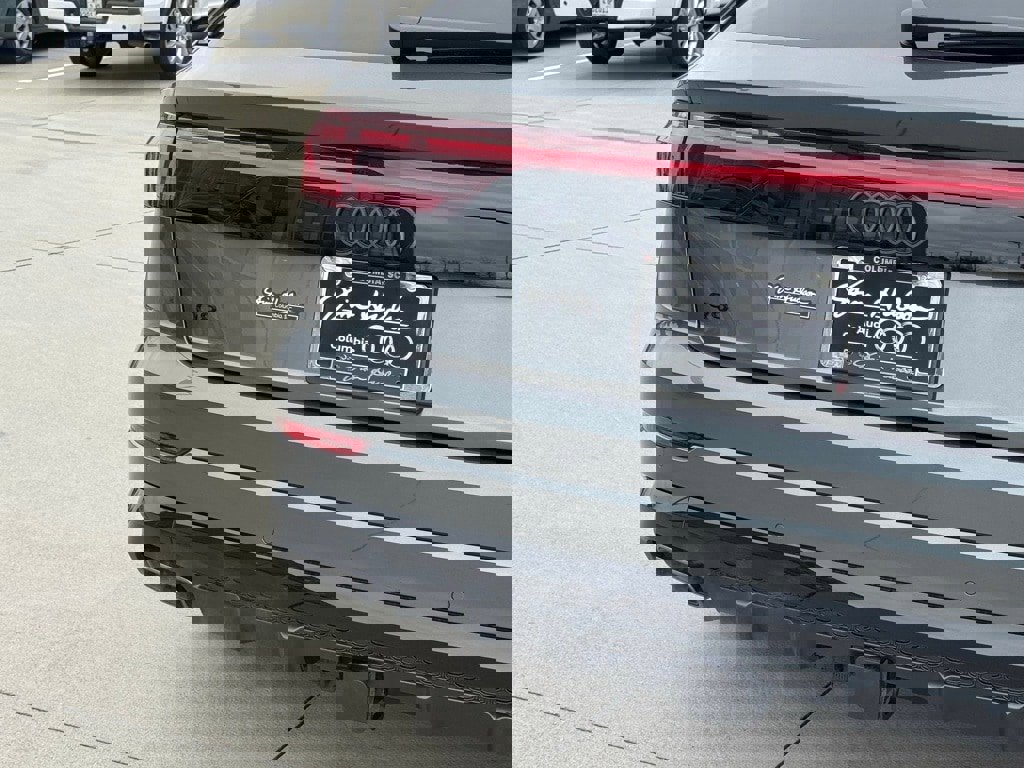 New 2026 Audi Q8 Premium Plus image 15