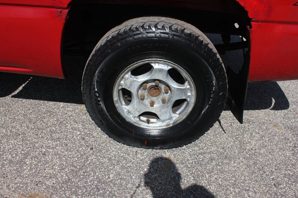 Used 2003 Chevrolet Silverado 1500 LS w/ Off-Road Package AWD/4WD image 52