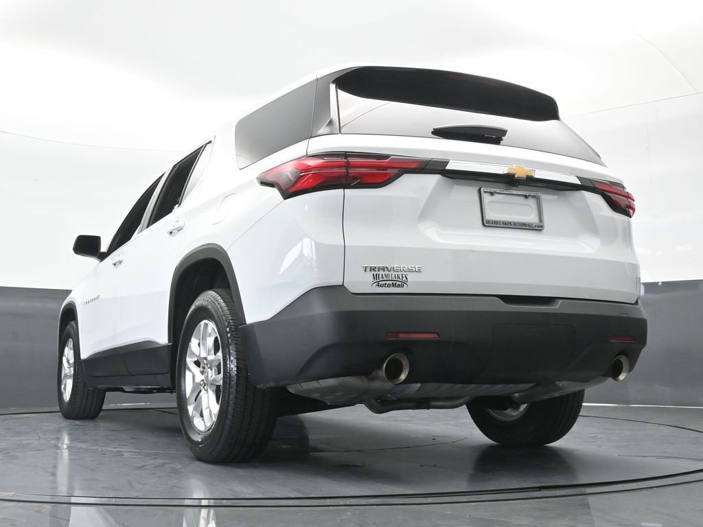 Used 2023 Chevrolet Traverse LS image 51