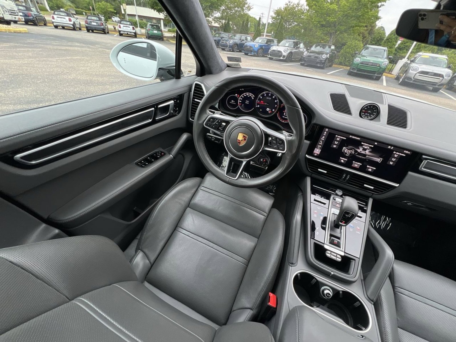 Used 2021 Porsche Cayenne GTS AWD/4WD image 8