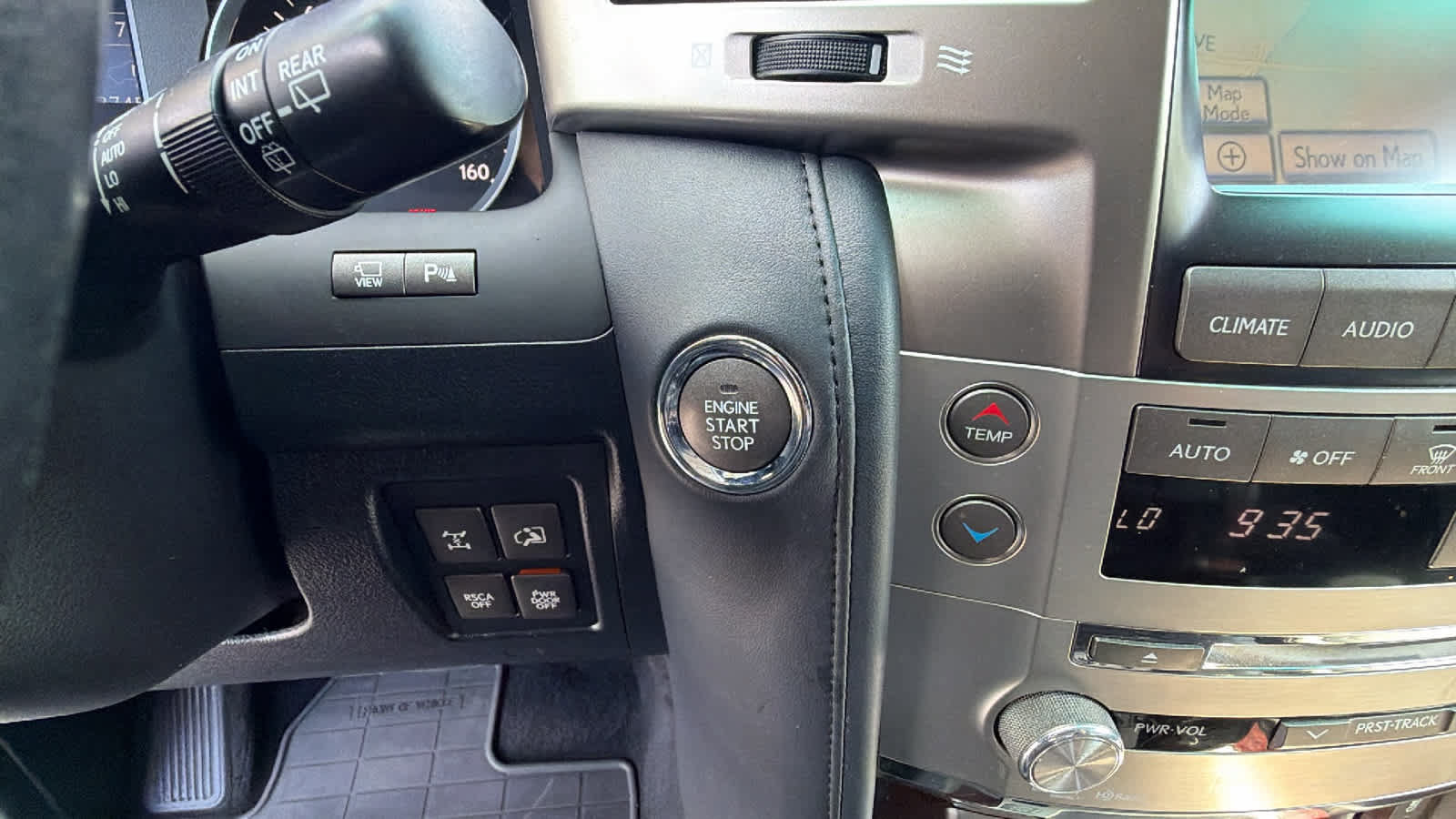 Used 2015 Lexus LX 570 4WD image 17