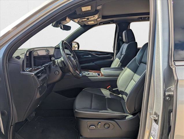 Used 2023 Cadillac Escalade Premium Luxury image 10