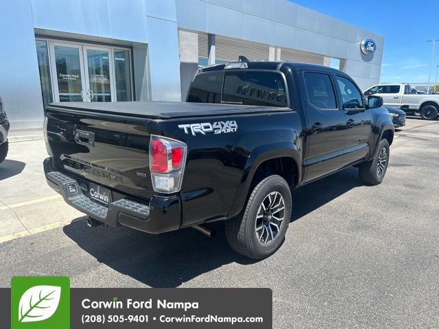 Used 2021 Toyota Tacoma TRD Sport w/ TRD Premium Sport Package AWD/4WD image 8