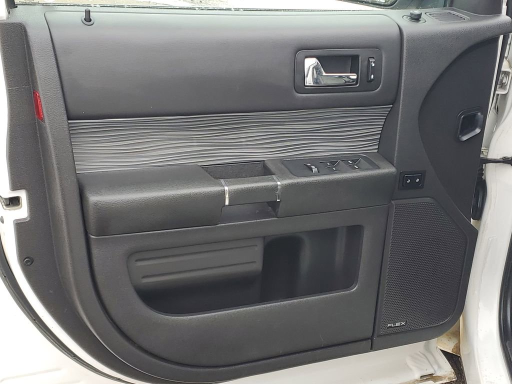 Used 2016 Ford Flex SEL w/ Equipment Group 202A image 9