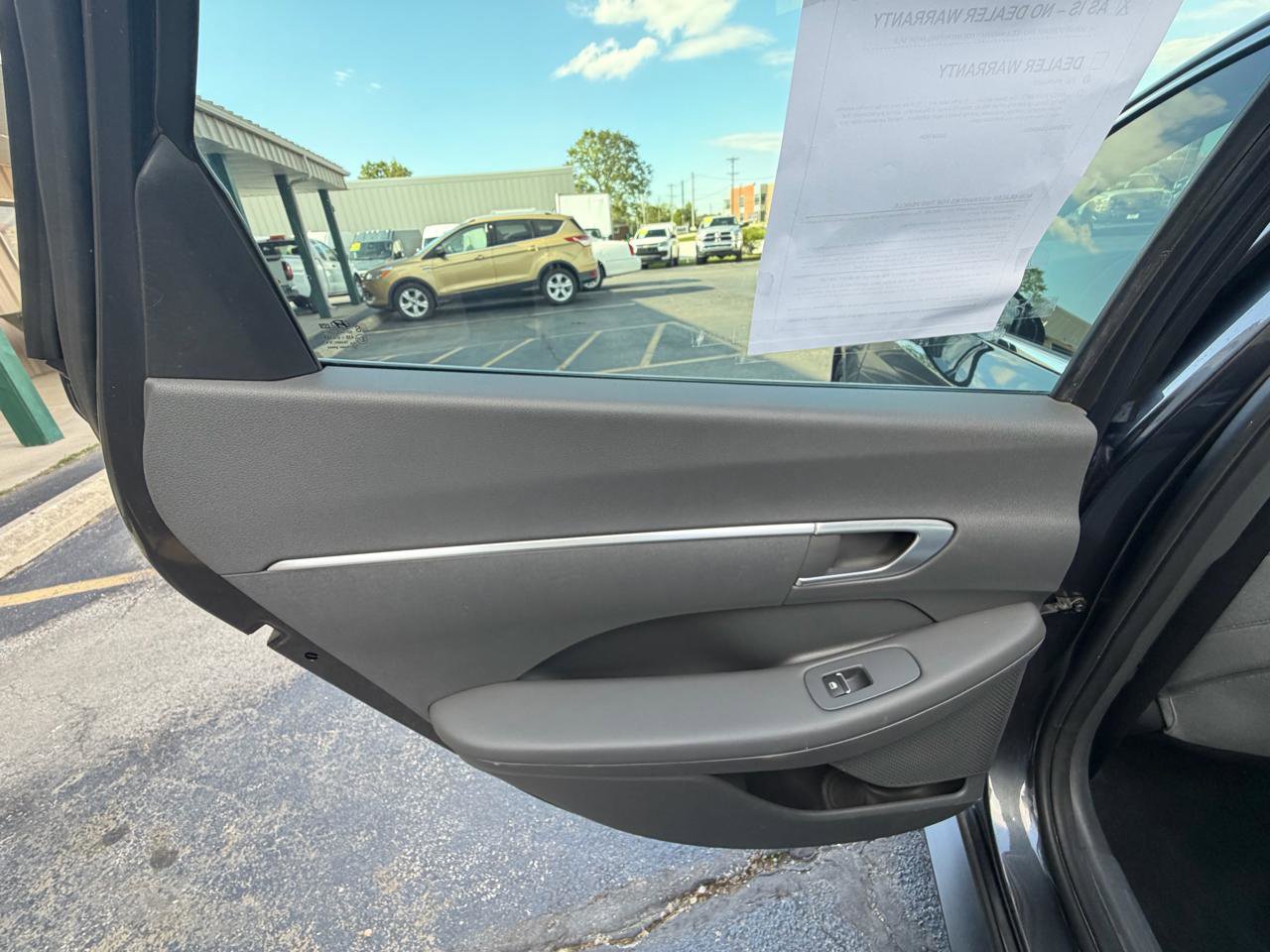 Used 2020 Hyundai Sonata SE w/ Cargo Package FWD image 10