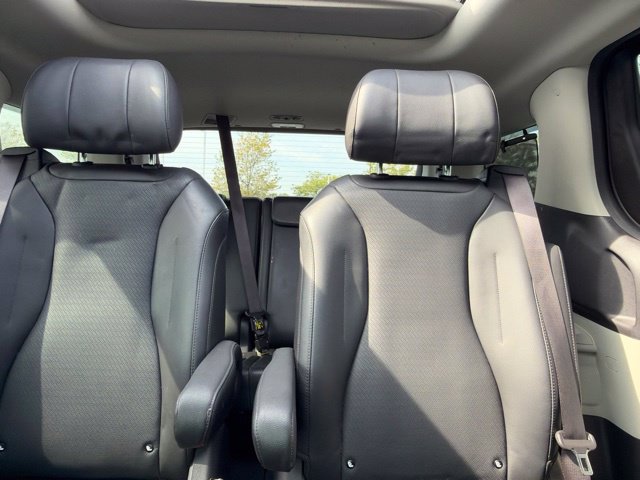 Certified 2022 Kia Carnival SX Prestige FWD image 31
