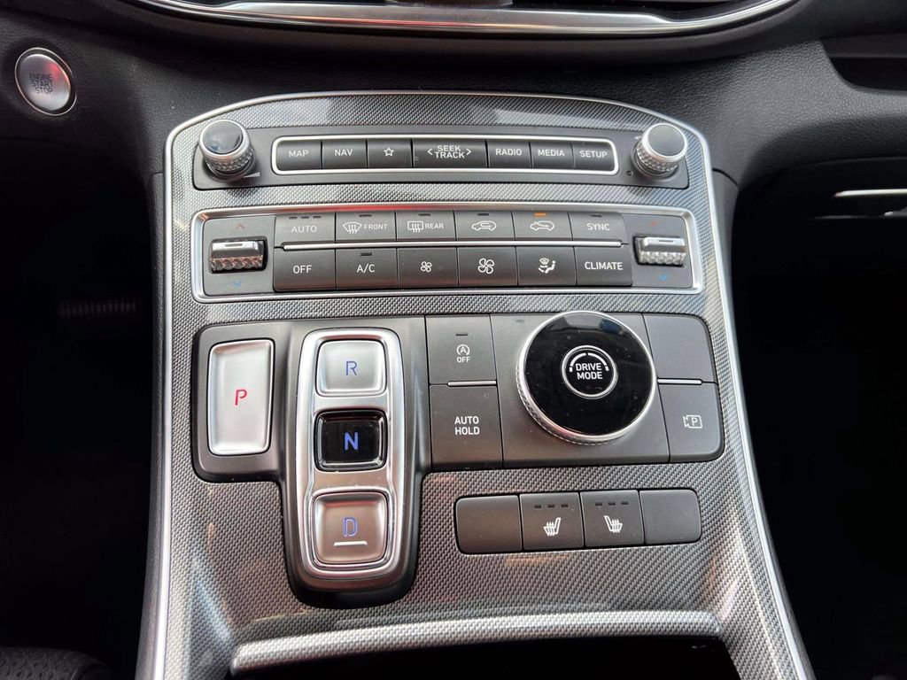 Used 2023 Hyundai Santa Fe SEL image 19