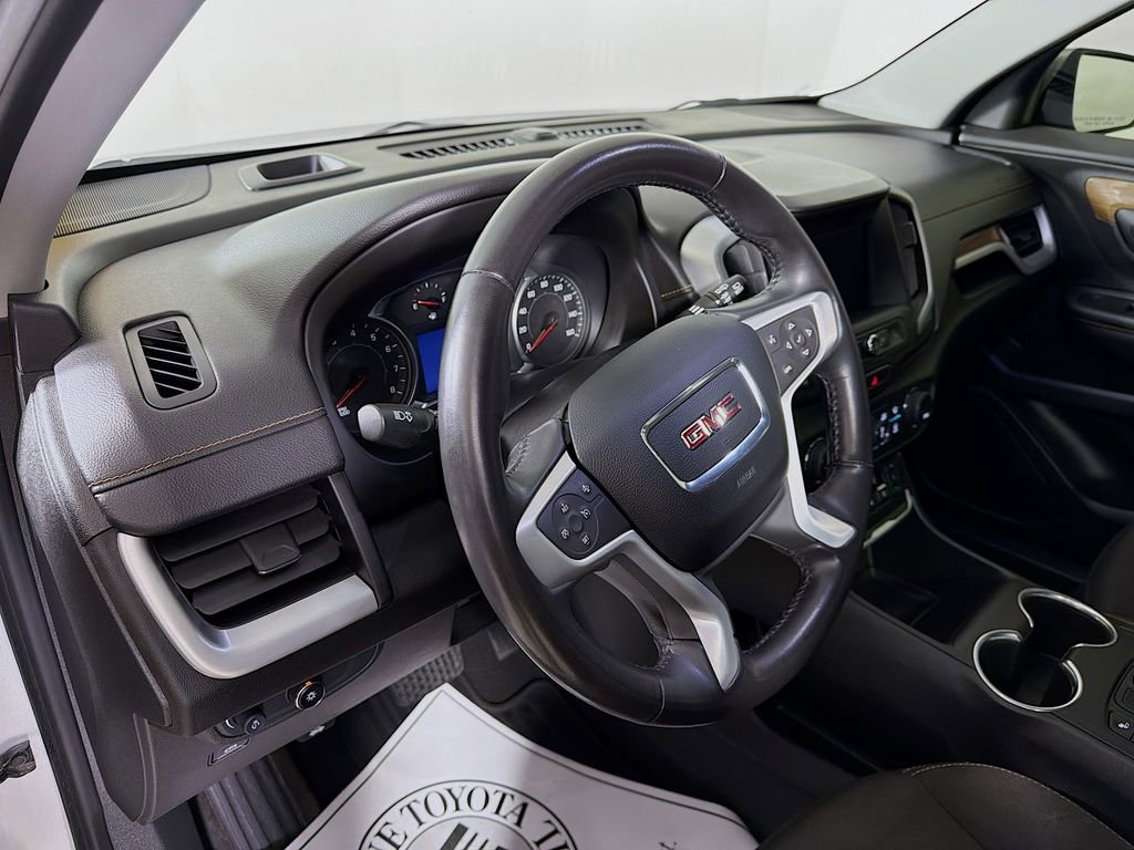 Used 2020 GMC Terrain SLE w/ Driver Convenience Package AWD/4WD image 10