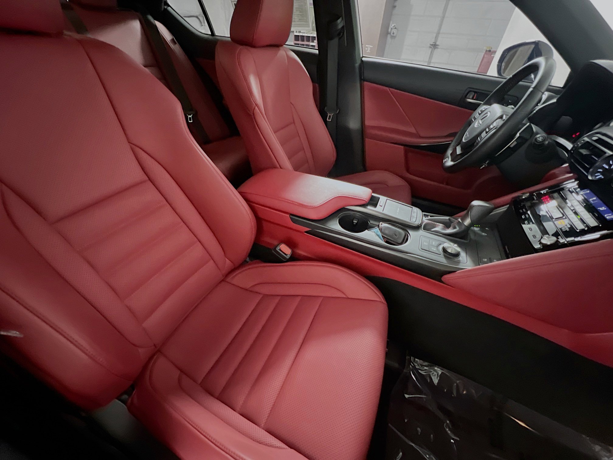 Used 2023 Lexus IS 350 F Sport w/ Navigation Package image 31