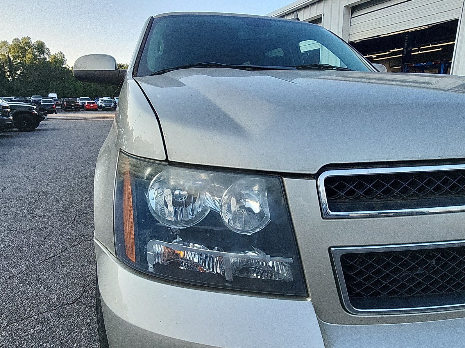 Used 2013 Chevrolet Suburban LS w/ Convenience Package 1 AWD/4WD image 9
