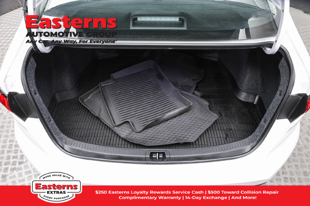 Used 2026 Toyota Corolla LE FWD image 10