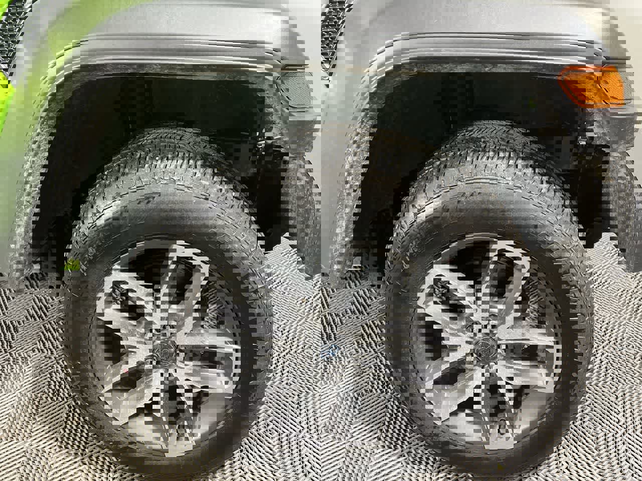 Used 2025 Jeep Wrangler Sport S w/ Convenience Group image 10