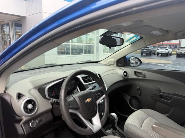 Used 2017 Chevrolet Sonic LS FWD image 7