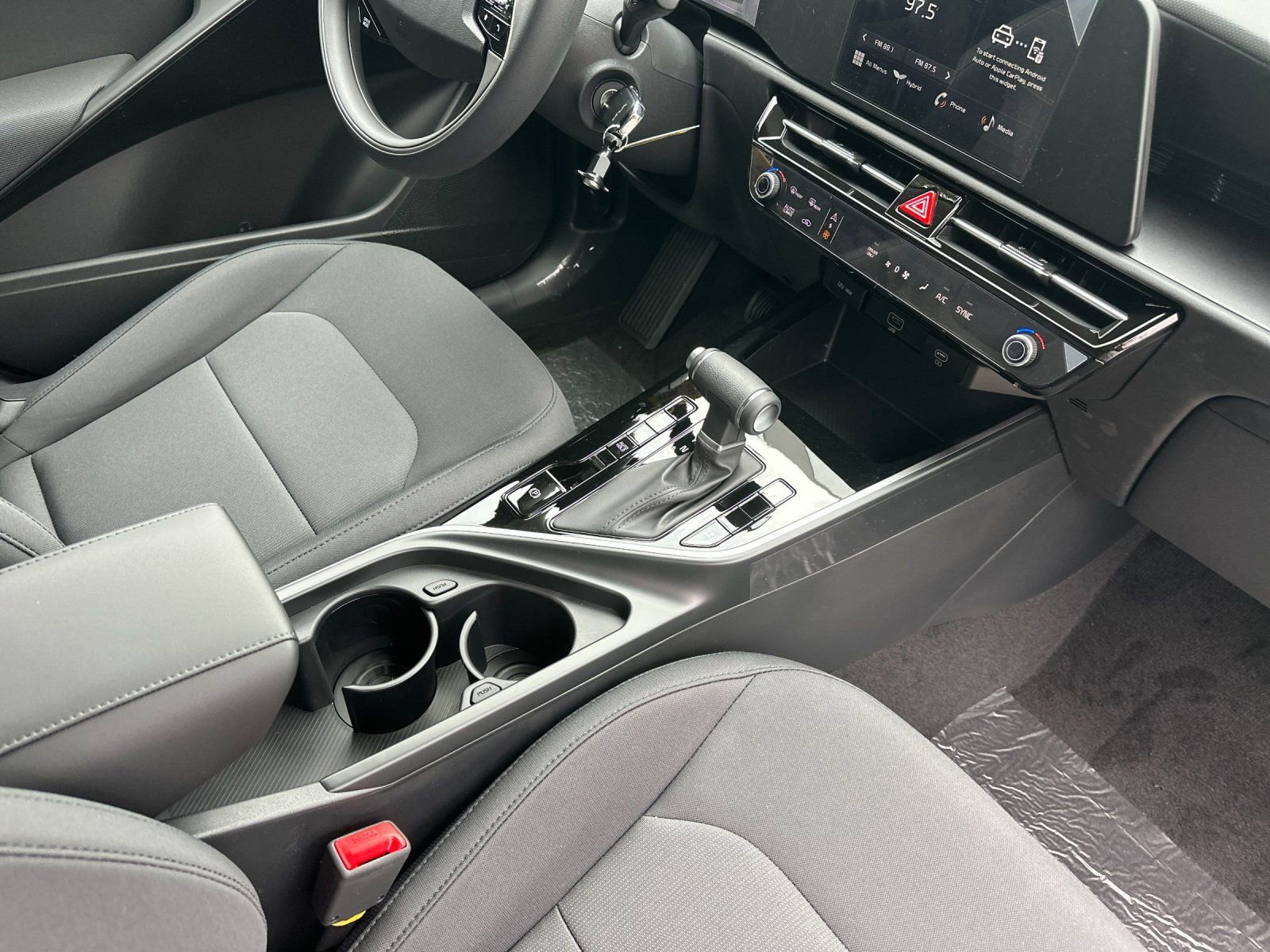New 2026 Kia Niro LX FWD image 16
