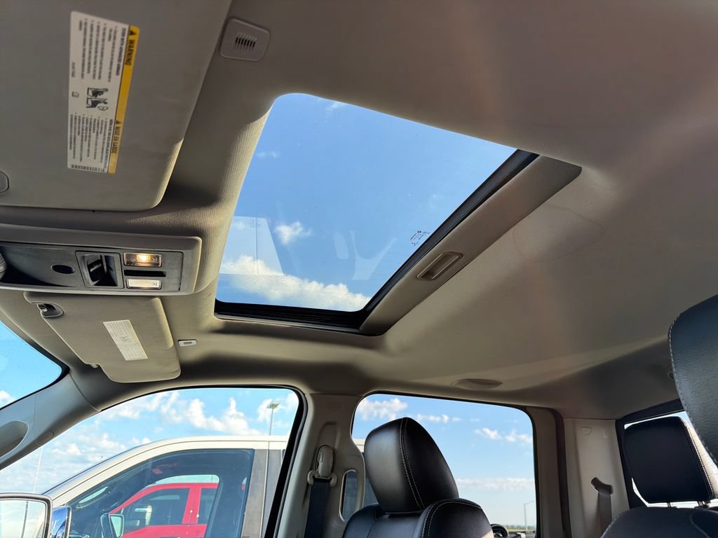 Used 2017 RAM 1500 Laramie w/ Convenience Group AWD/4WD image 3