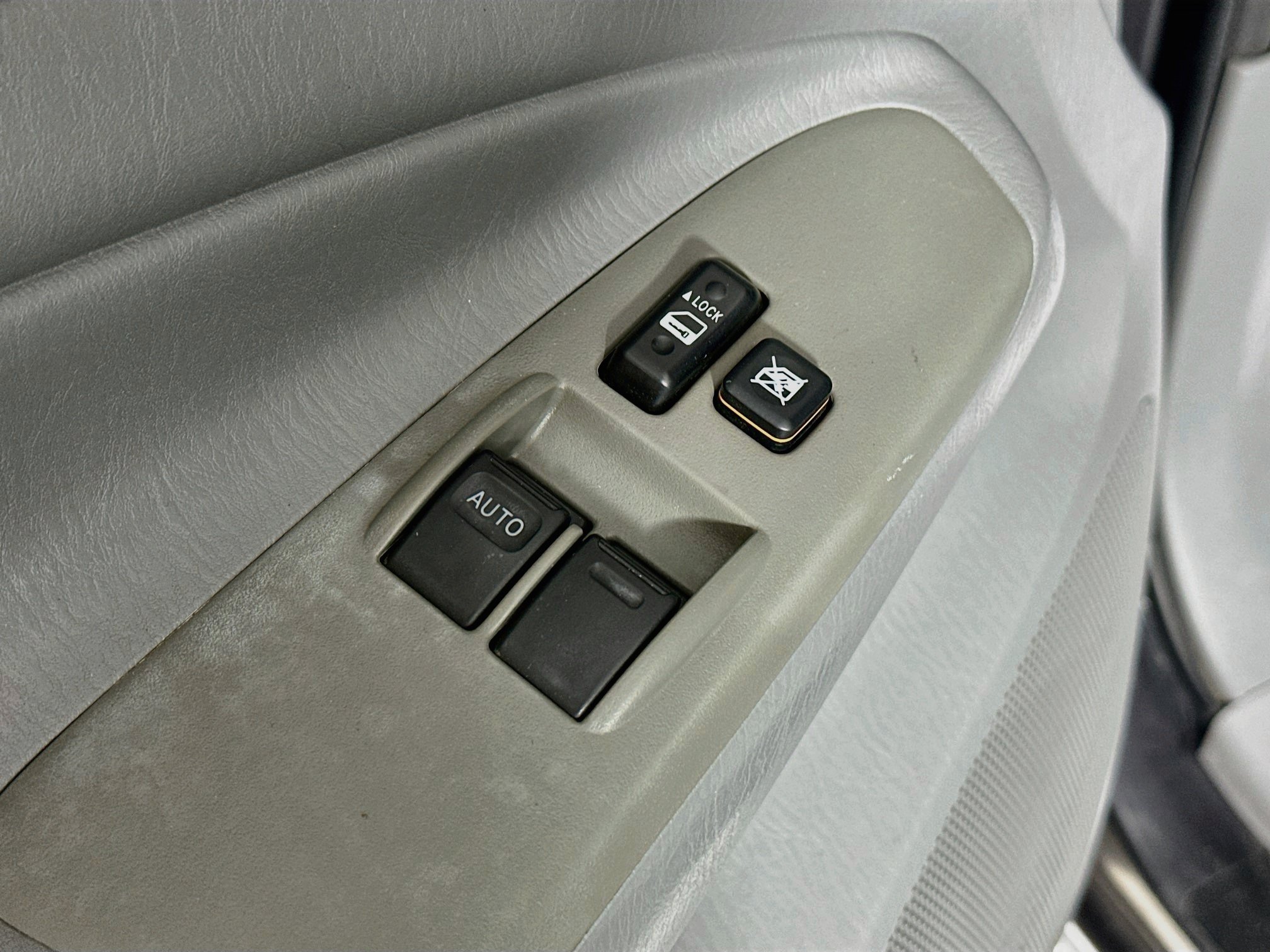Used 2011 Toyota Tacoma PreRunner w/ TRD Sport Pkg RWD image 17