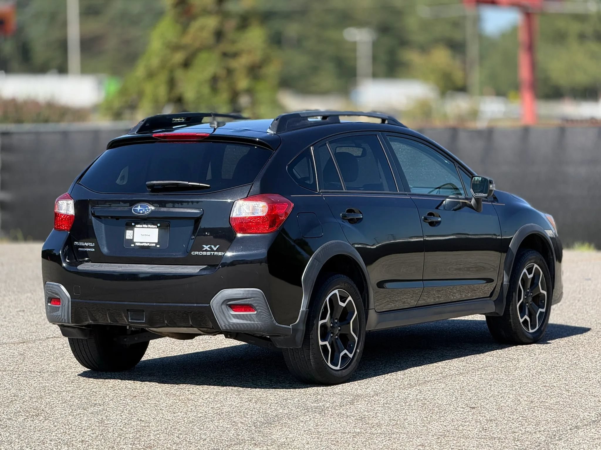 Used 2015 Subaru Crosstrek 2.0i Limited w/ Popular Package #2 AWD/4WD image 9