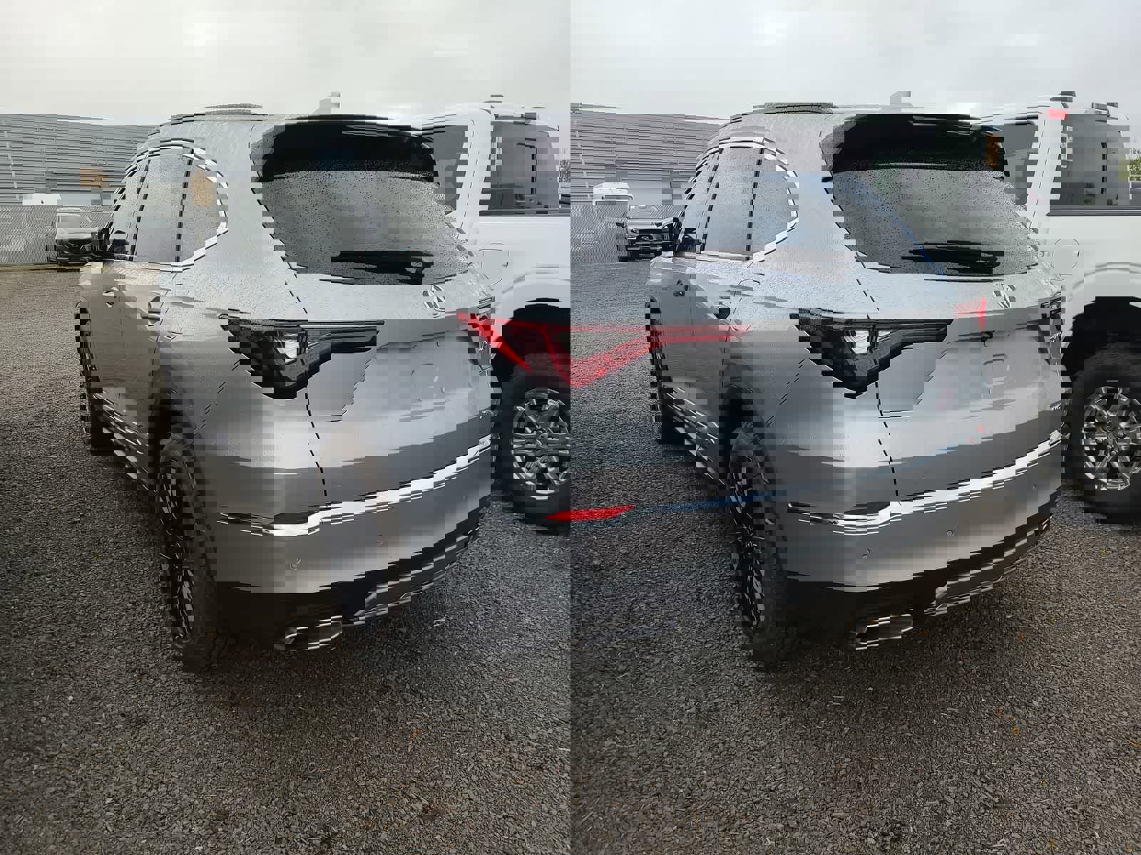 Used 2025 Acura MDX SH-AWD w/ Technology Package image 3