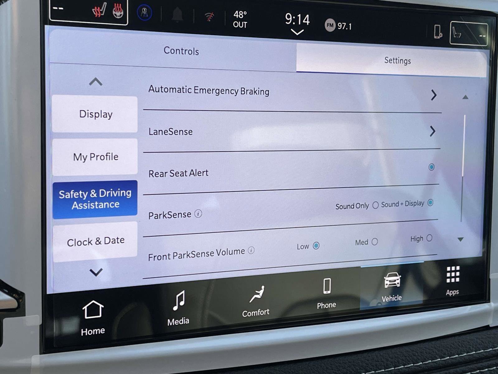 New 2026 Chrysler Pacifica Select FWD image 13