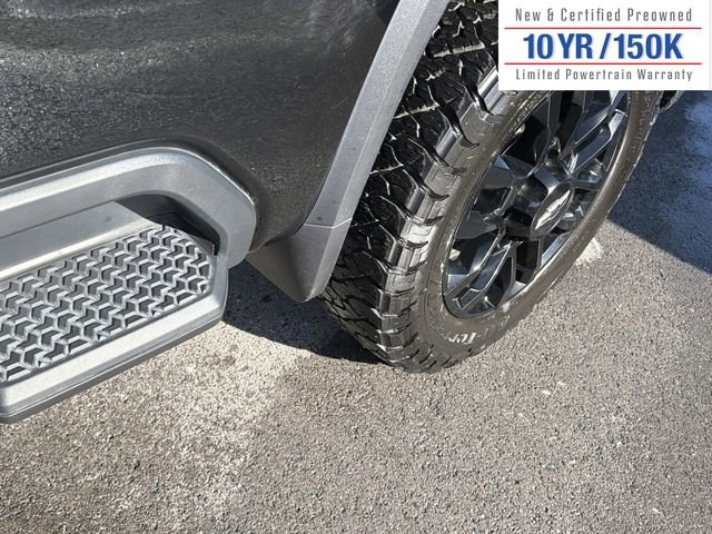 Used 2025 Chevrolet Silverado 2500 LTZ w/ LTZ Plus Package image 13