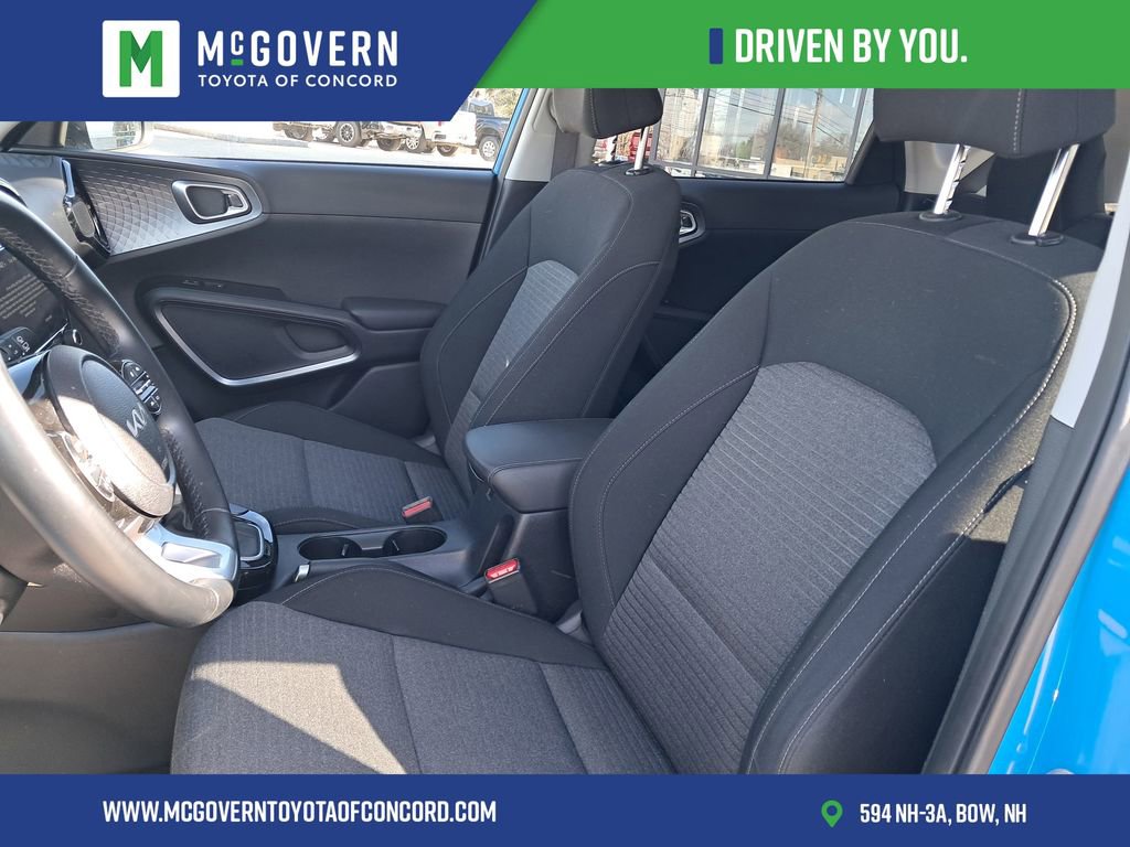 Used 2023 Kia Soul EX image 12