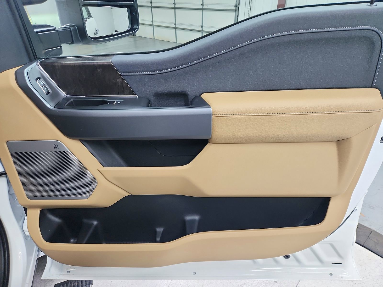 New 2026 Ford F250 Lariat w/ Chrome Package image 40