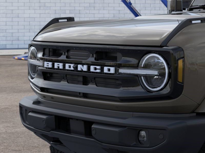 New 2026 Ford Bronco Outer Banks AWD/4WD image 19