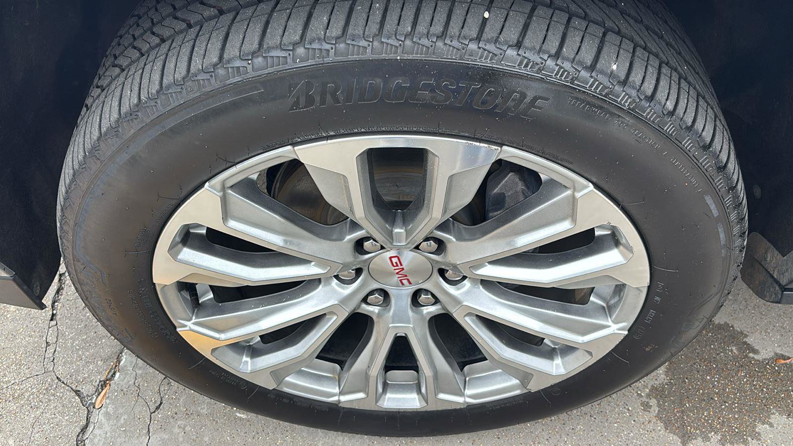 Used 2024 GMC Yukon XL Denali w/ Max Trailering Package image 12