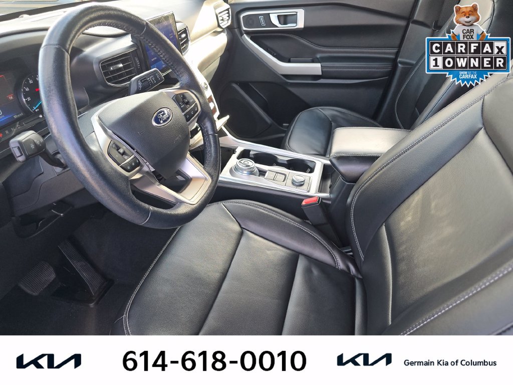 Used 2022 Ford Explorer XLT w/ Equipment Group 202A AWD/4WD image 17