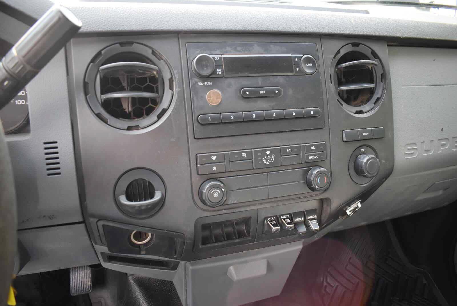 Used 2015 Ford F550 2WD Crew Cab Super Duty w/ Power Equipment Group image 15