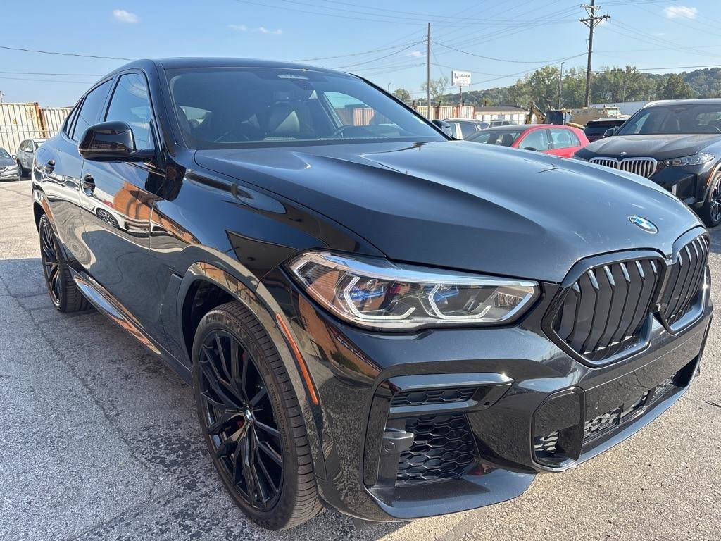 Used 2023 BMW X6 xDrive40i w/ Executive Package AWD/4WD image 4