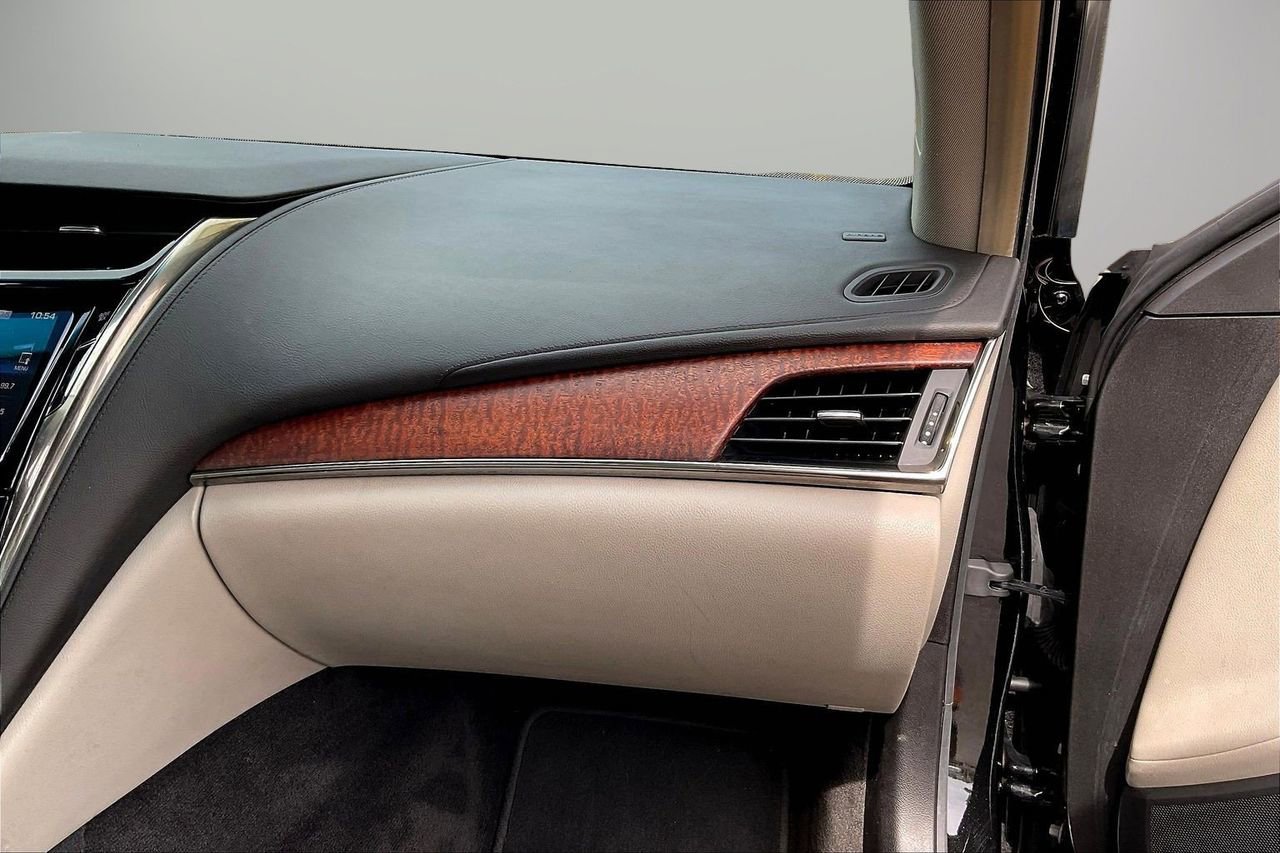 Used 2016 Cadillac CTS Luxury image 22