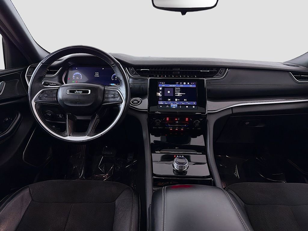 Used 2022 Jeep Grand Cherokee L Laredo image 28