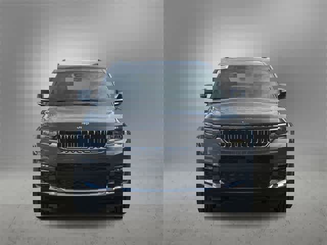 New 2025 Jeep Grand Cherokee L Limited image 3