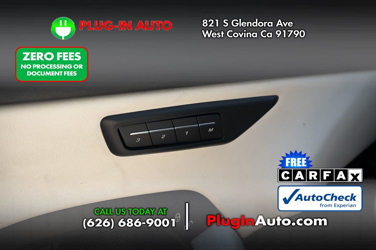 Used 2019 Jaguar E-PACE R-Dynamic SE AWD/4WD image 24