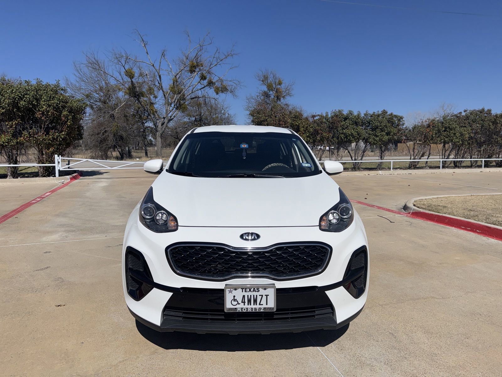 Used 2020 Kia Sportage LX image 8