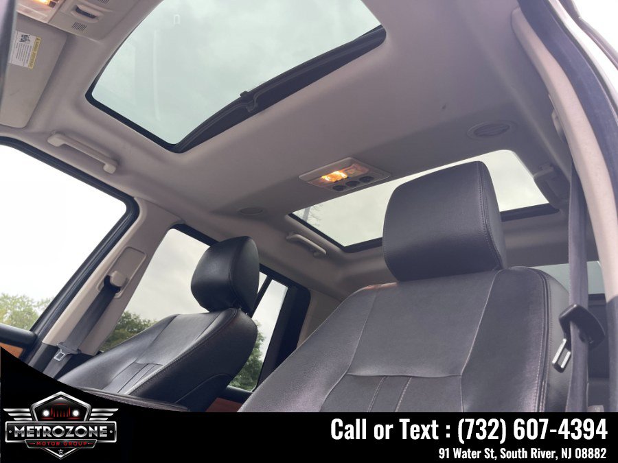 Used 2014 Land Rover LR4 AWD/4WD image 17