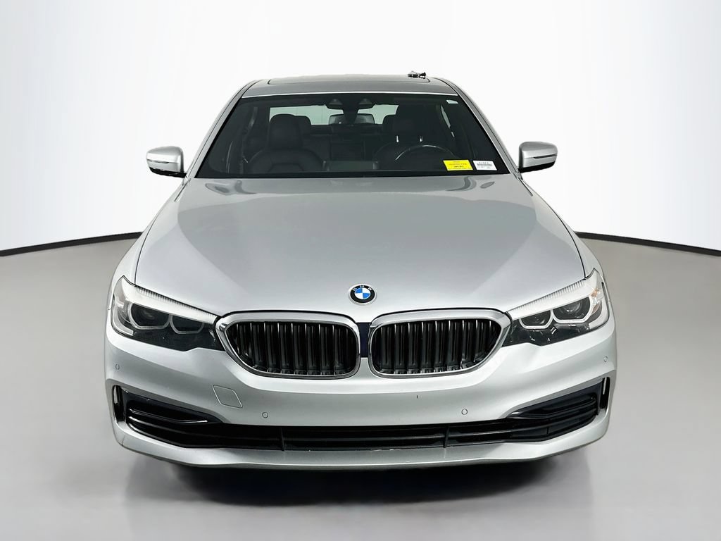 Used 2020 BMW 530i RWD image 2