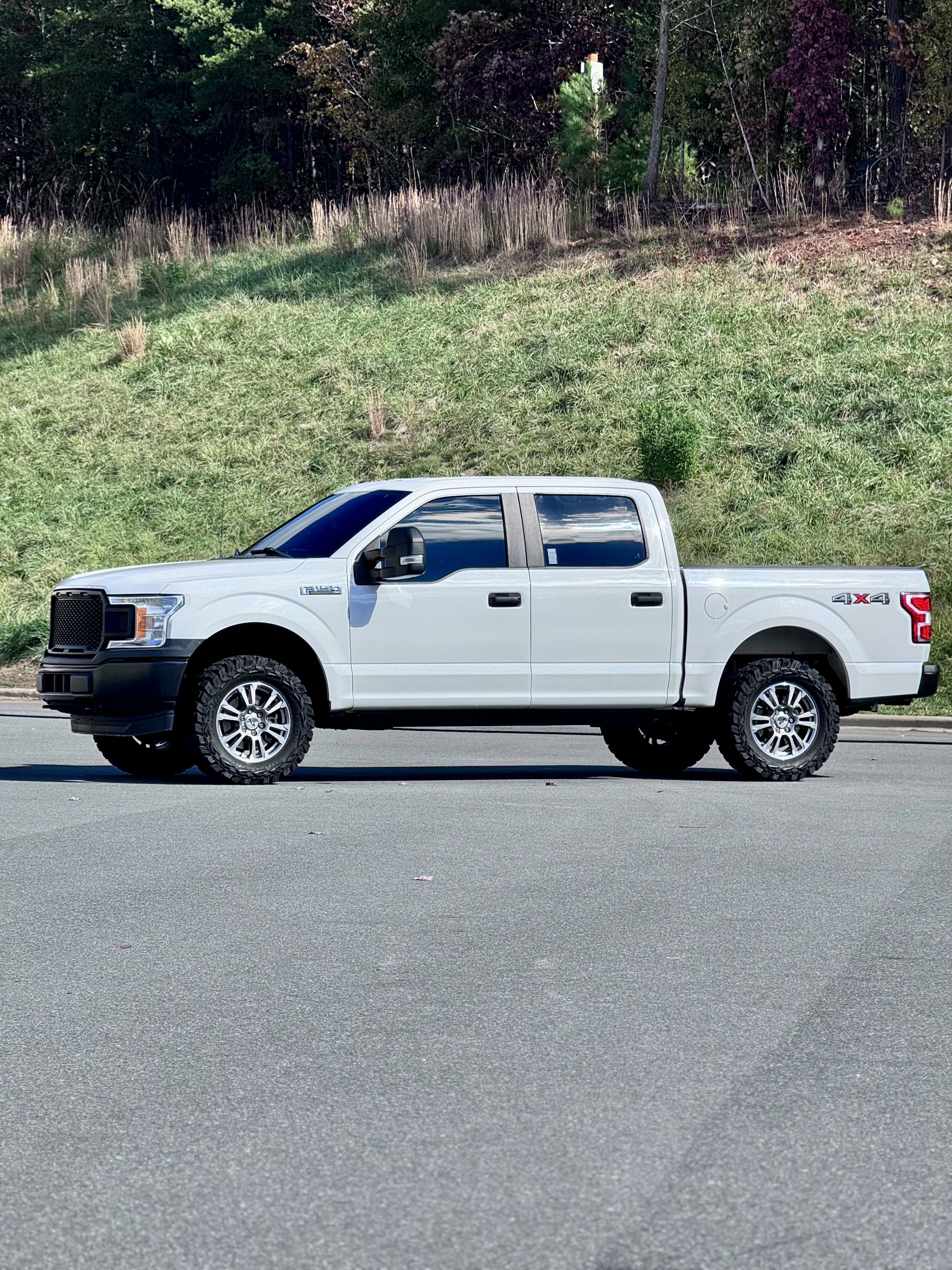 Used 2019 Ford F150 XL w/ Equipment Group 101A Mid image 4