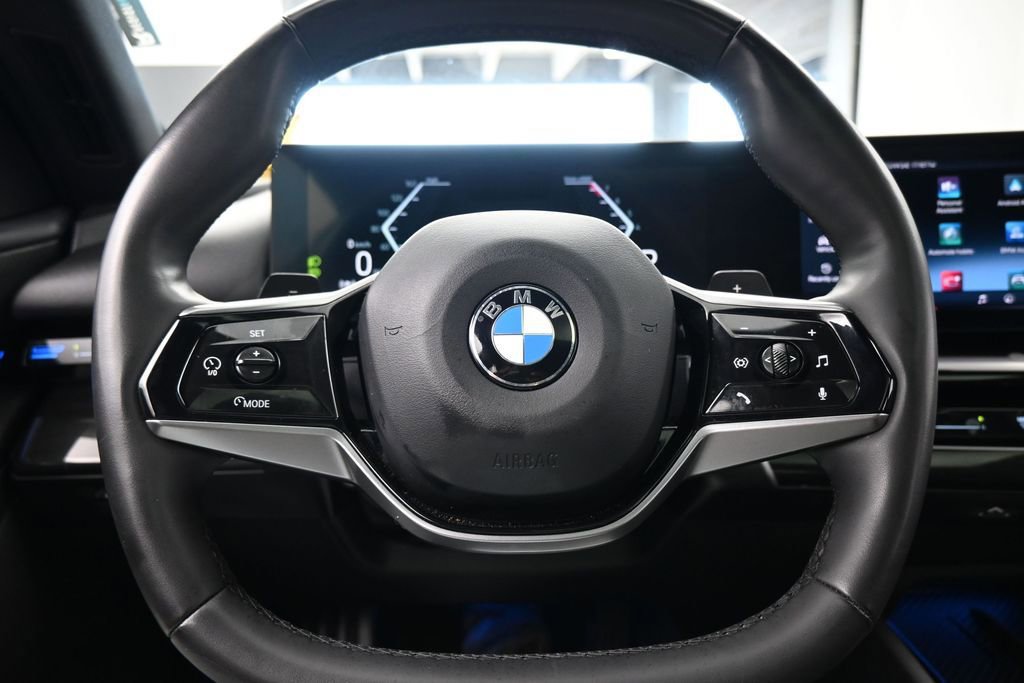 Used 2024 BMW 530i RWD image 37