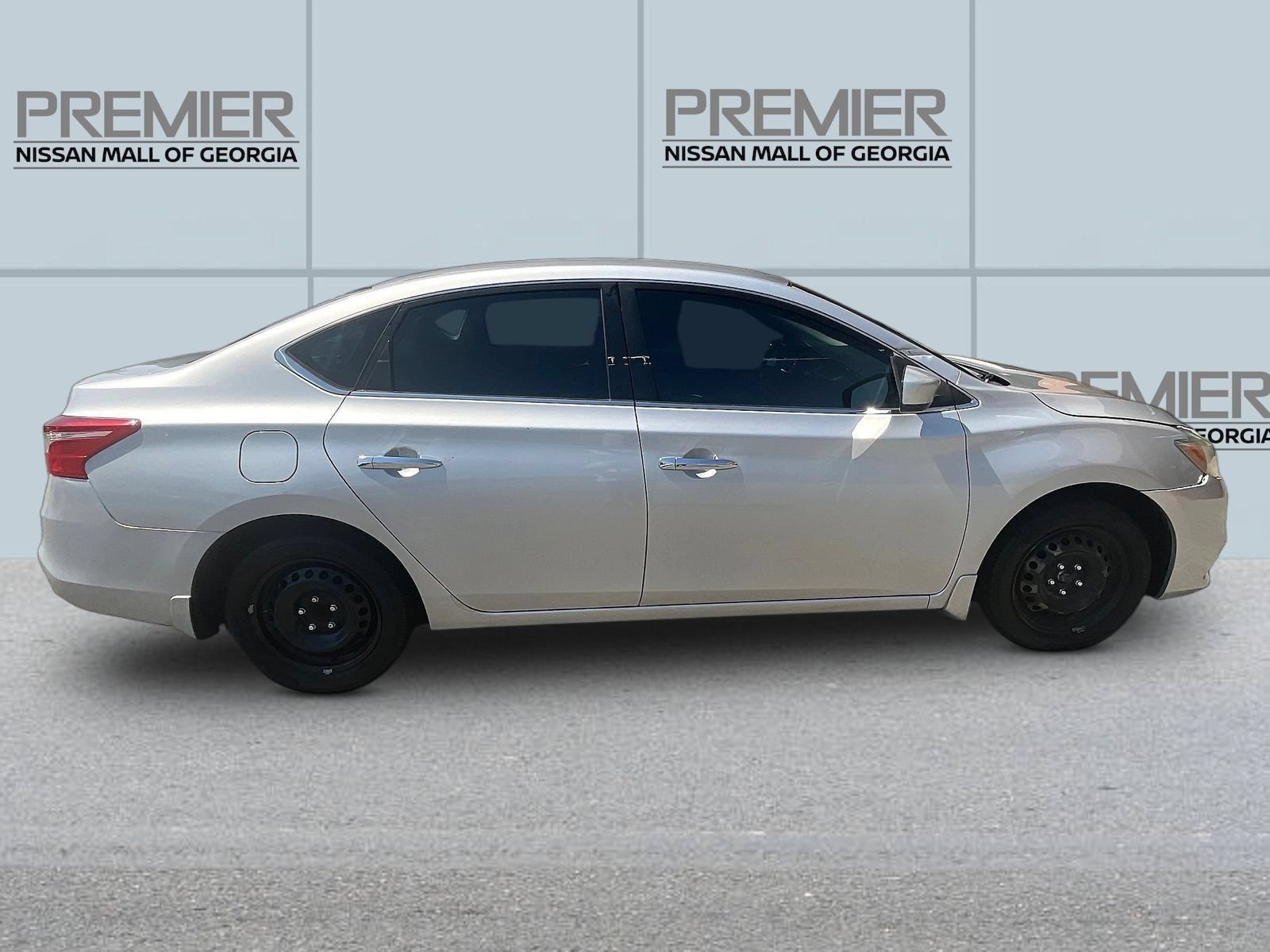Used 2017 Nissan Sentra S FWD image 8