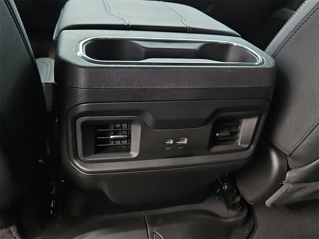 Used 2025 Chevrolet Silverado 2500 LT w/ Leather Package image 21