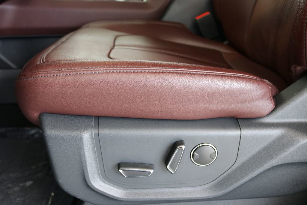 Used 2024 Ford Expedition Max Limited image 15